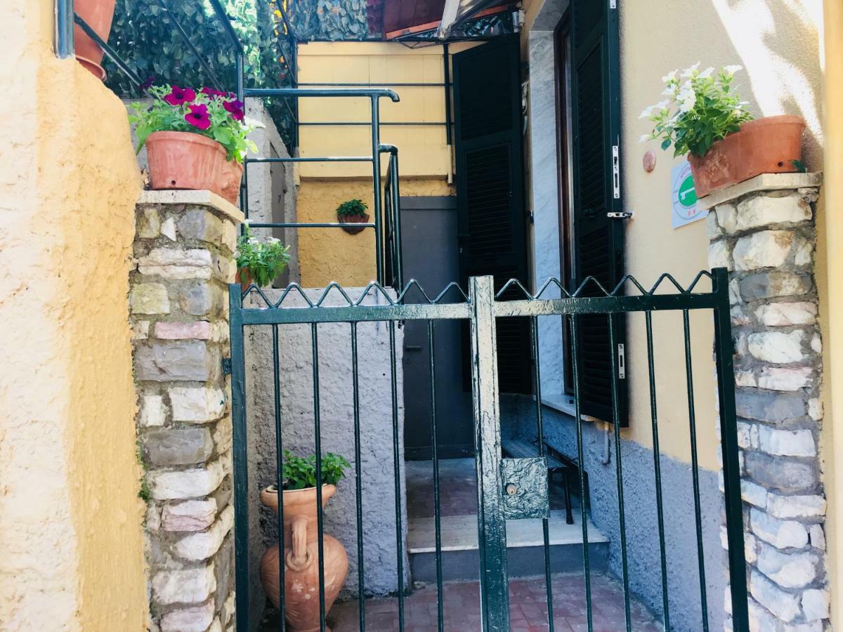Il Giardino Segreto Hotel Tellaro Luaran gambar