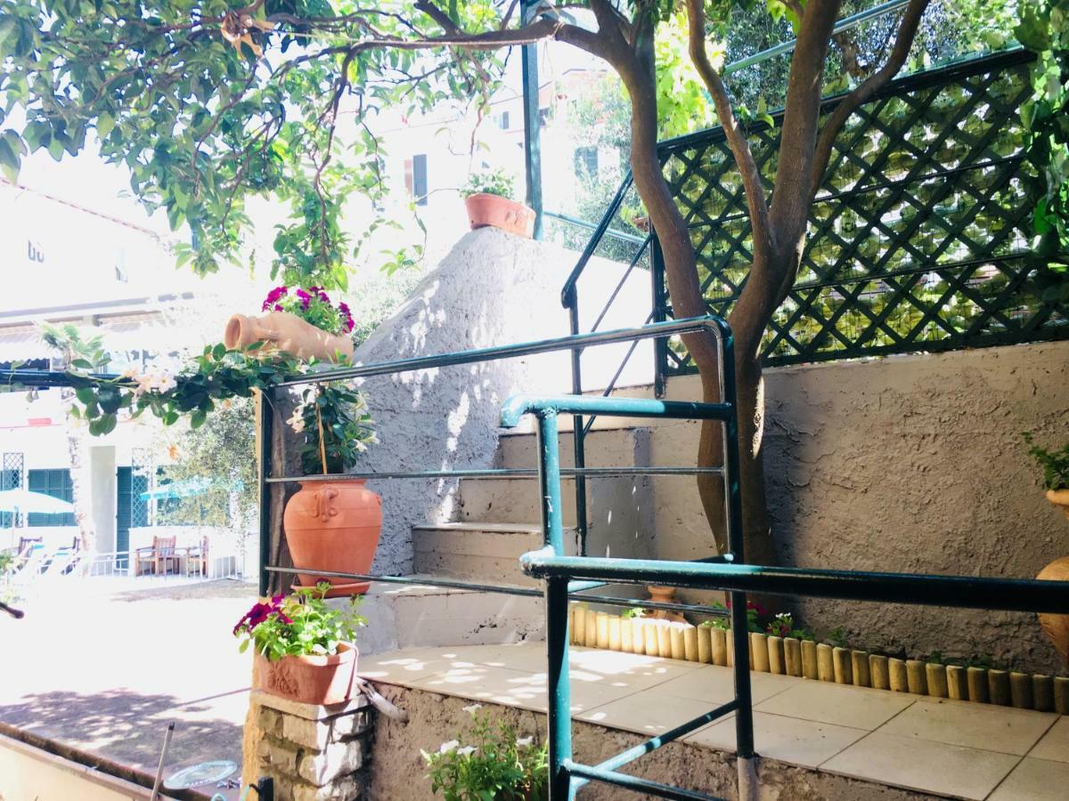 Il Giardino Segreto Hotel Tellaro Luaran gambar
